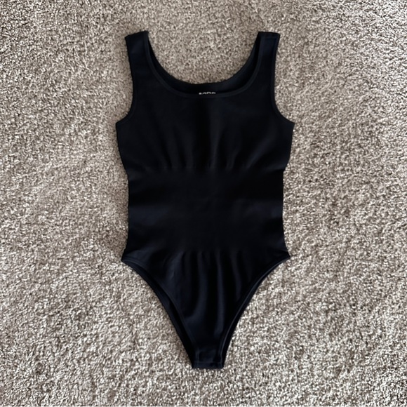 OQQ Other - Black Seamless Shapewear Bodysuit - Brand: